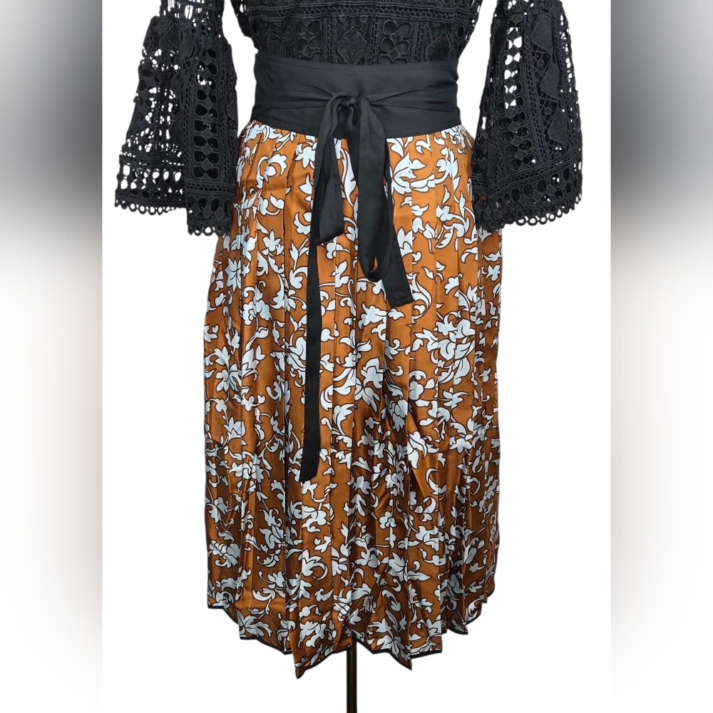 Tory Burch Silk Pleated Wrap Skirt NWT $498 Size 8 - Picture 3 of 11